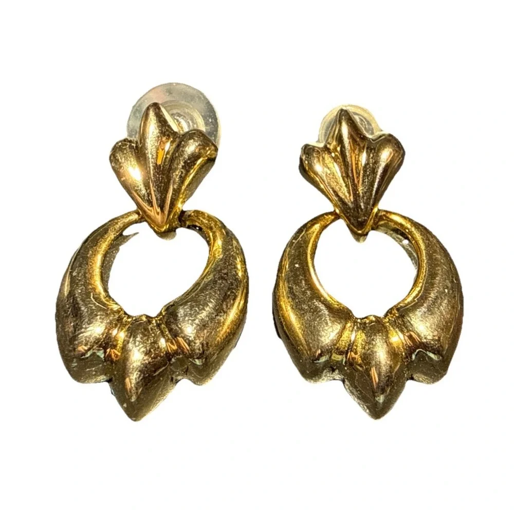 Vintage Gold Tone Chunky Dangle Drop Pierced Earrings J15-7
